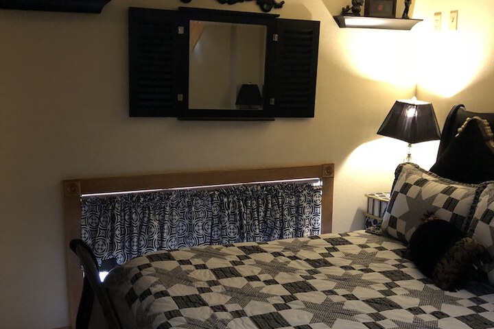 Room 148 of 289