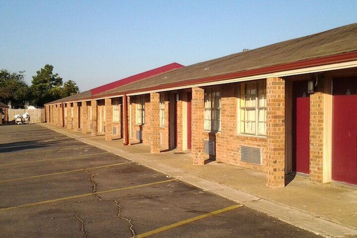 Holiday Motel Hugo OK
