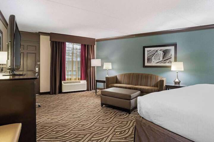 Kingston Regency Inn