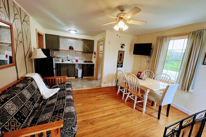Room 145 of 177