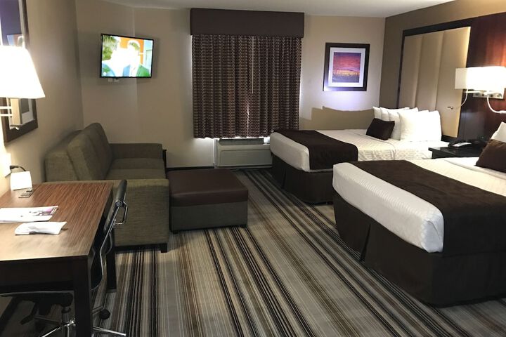 Room 17 of 40