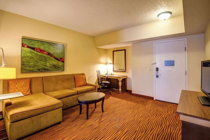 Room 14 of 26