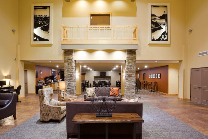 Hotel Interior 36 of 126