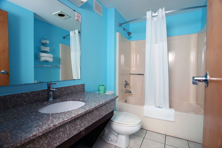 Room 15 of 26