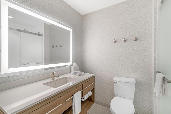 Home2 Suites by Hilton Queensbury Lake George