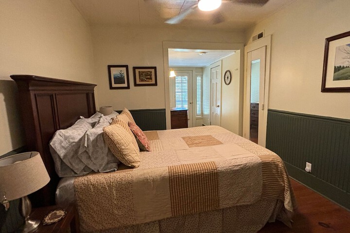 Room 67 of 82
