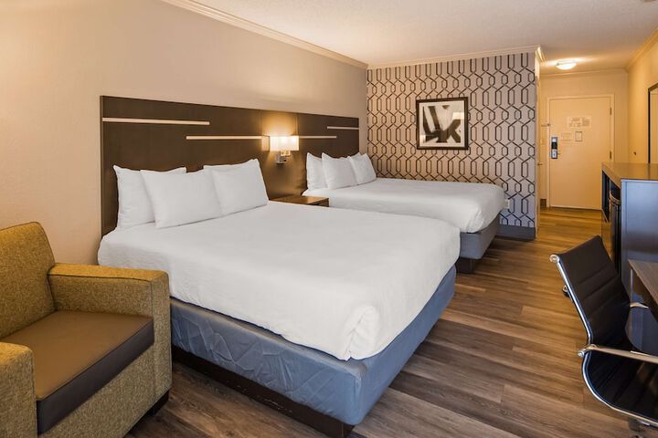 Best Western Plus Morristown Conference Center Hotel