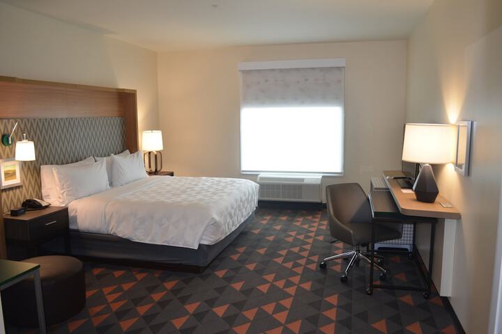 Room 39 of 69