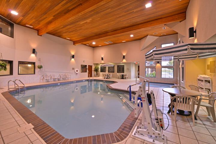 Pool 4 of 32