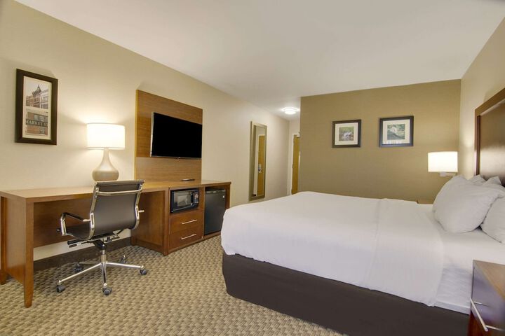 Room 21 of 36