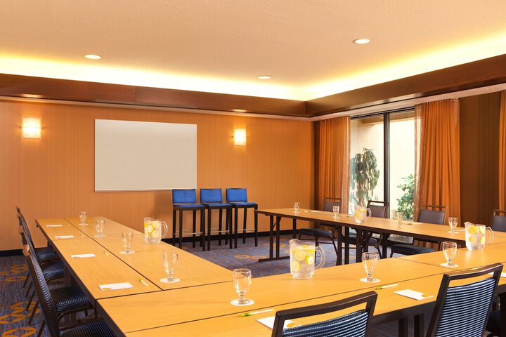 Courtyard by Marriott Hartford Manchester