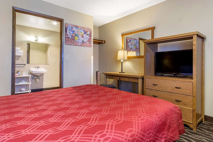 Room 20 of 40