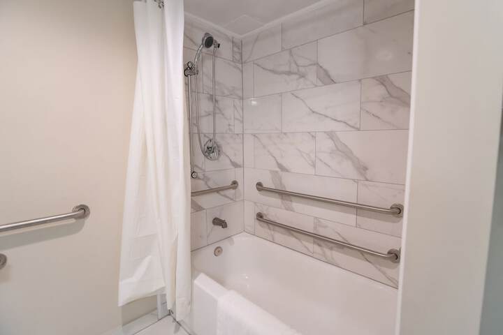 Room 14 of 49