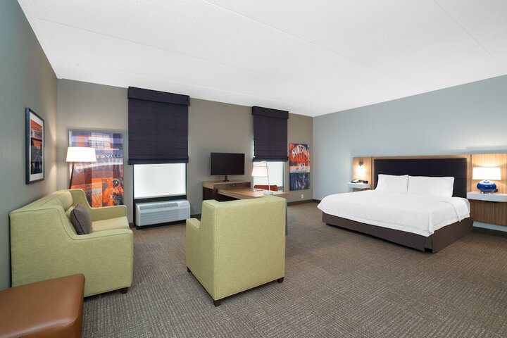 Hampton Inn Madison Huntsville Airport