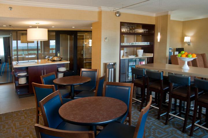 Sheraton Westport Plaza Hotel St. Louis