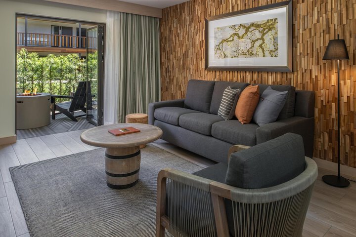 Casa Mani Resort Napa Valley Curio Collection by Hilton