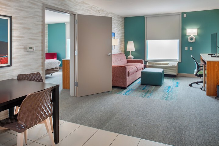 Room 36 of 48