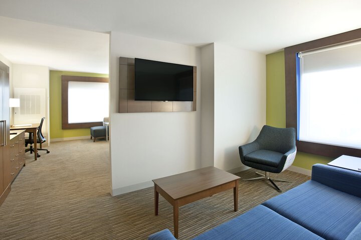 Room 18 of 45