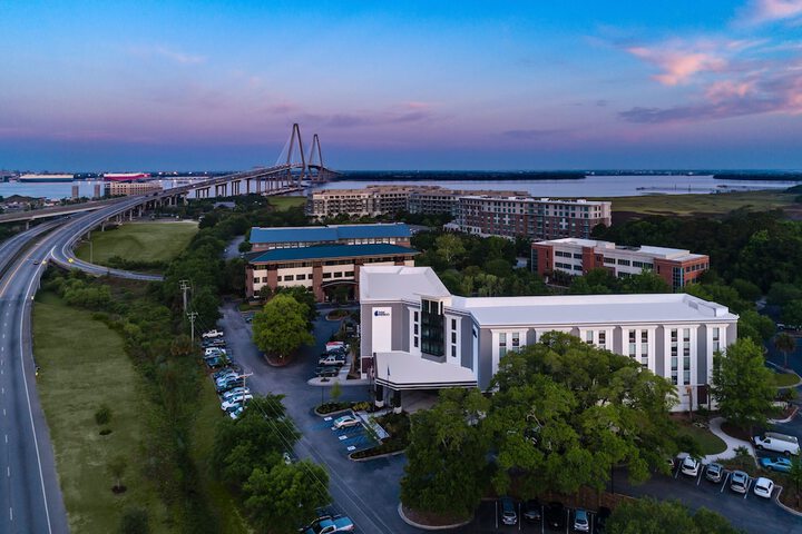 Hotel Indigo Mount Pleasant by IHG