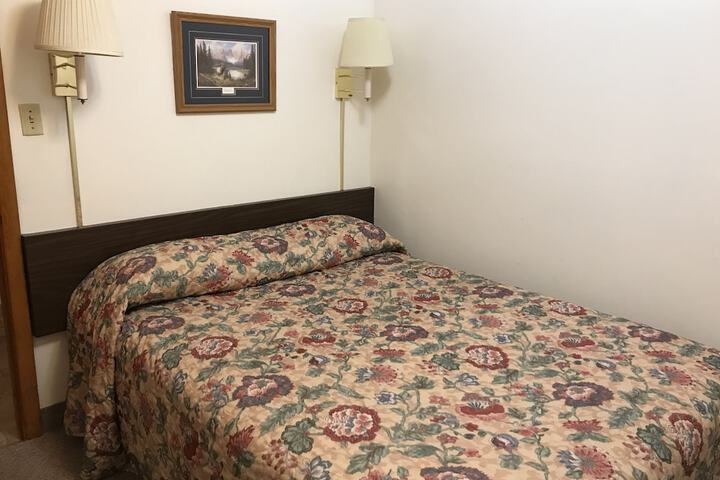 Room 40 of 52