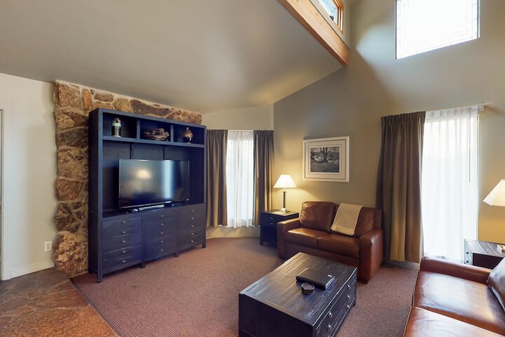 Room 103 of 165