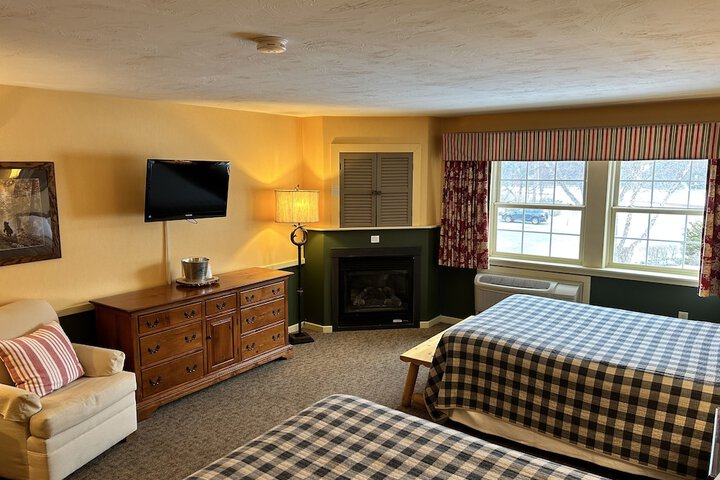 Room 203 of 260