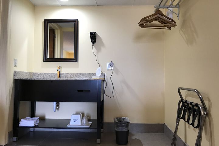 Soudersburg Motel