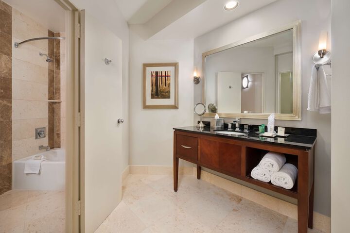 Room 11 of 62