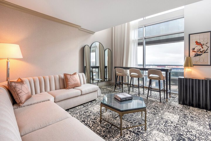 Omni Severin Hotel