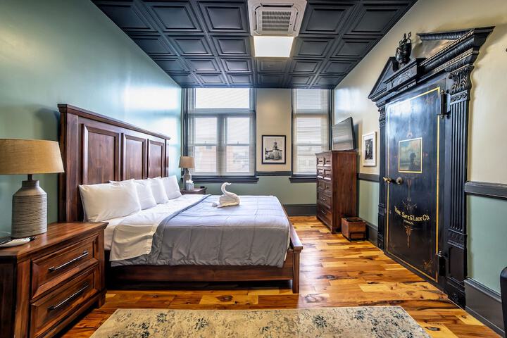 Hotel Interior 19 of 223