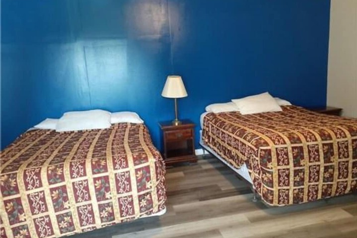 Room 16 of 35