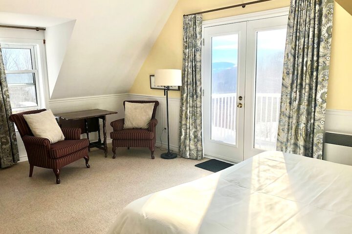 Room 21 of 26