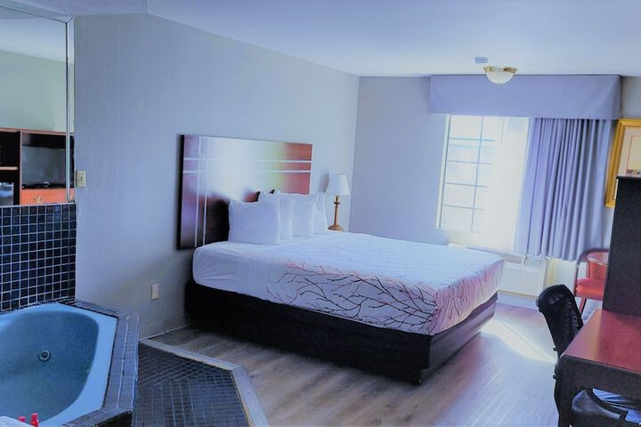 Room 20 of 26
