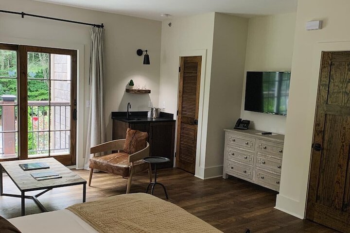 Room 36 of 48