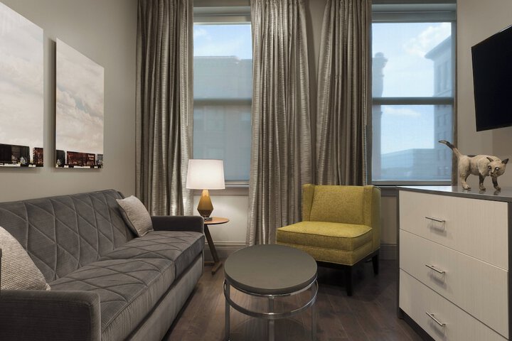 Room 16 of 50