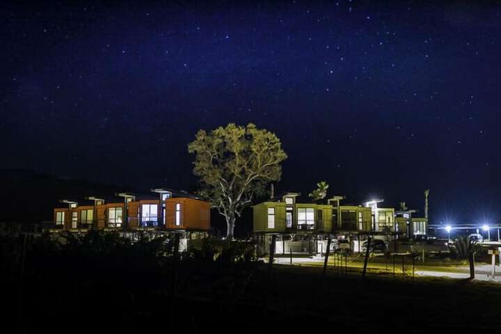 Hotel 4 of 89
