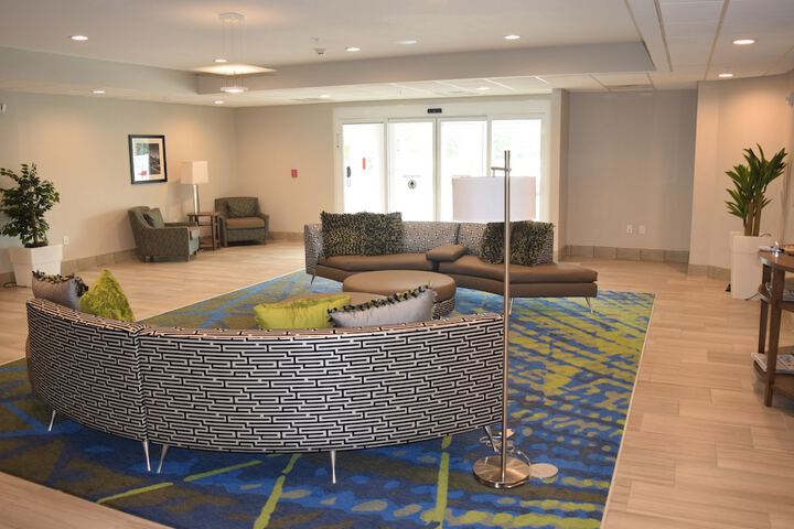 Hotel 7 of 44