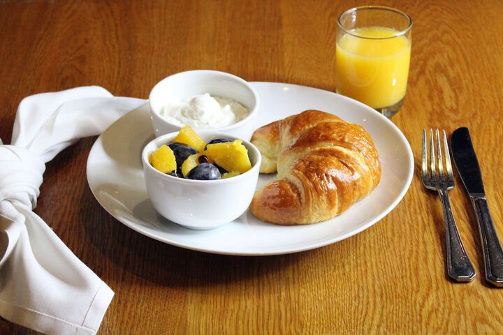 Breakfast/Coffee Service 78 of 92