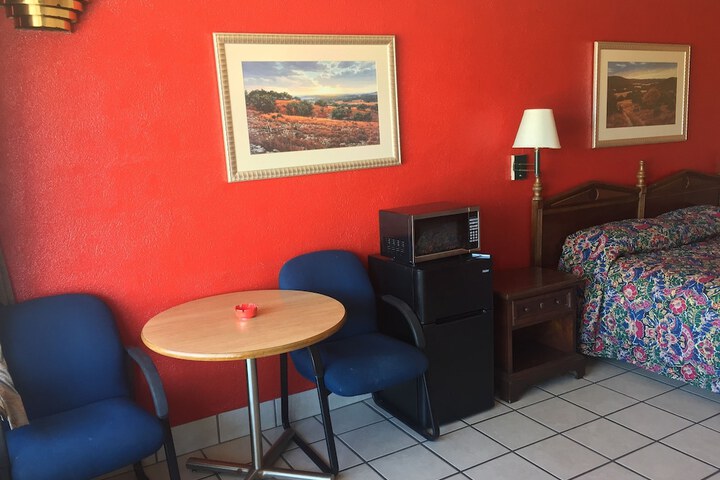 Room 23 of 50
