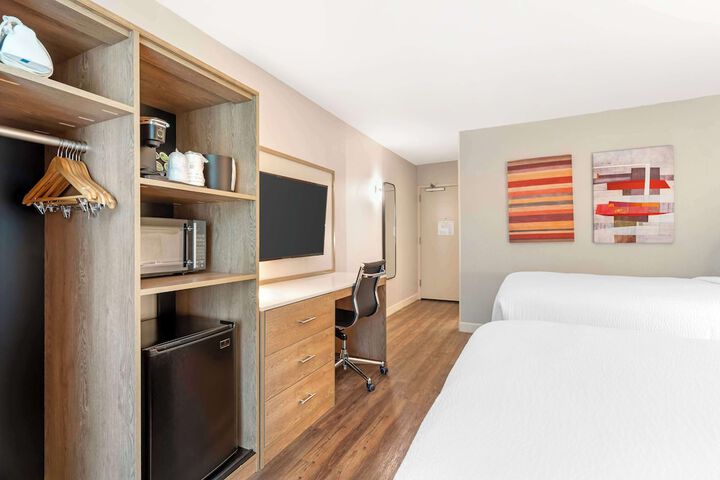 Room 21 of 51