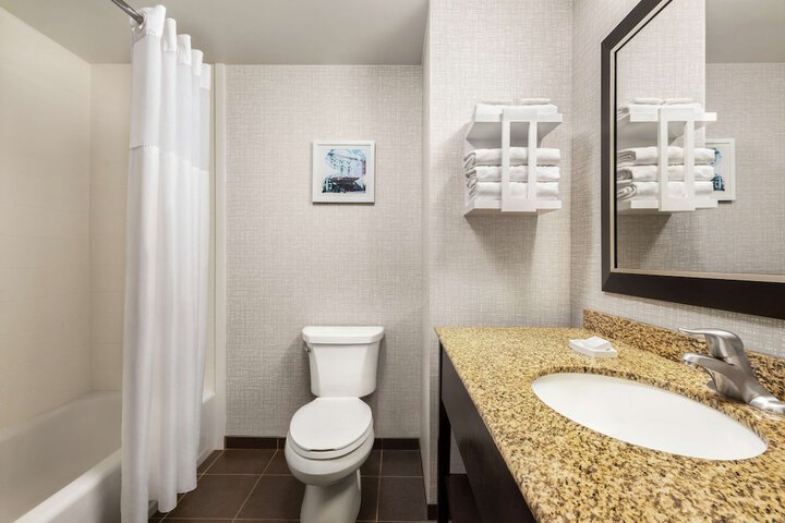 Hampton Inn & Suites York South