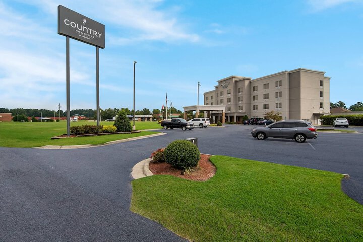 Country Inn & Suites by Radisson Goldsboro, NC