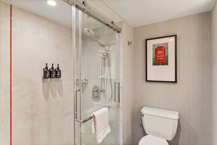 Hotel Indigo Baton Rouge Downtown by IHG
