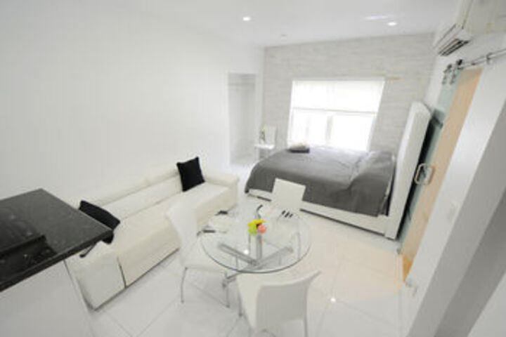 Lincoln Road Apartments