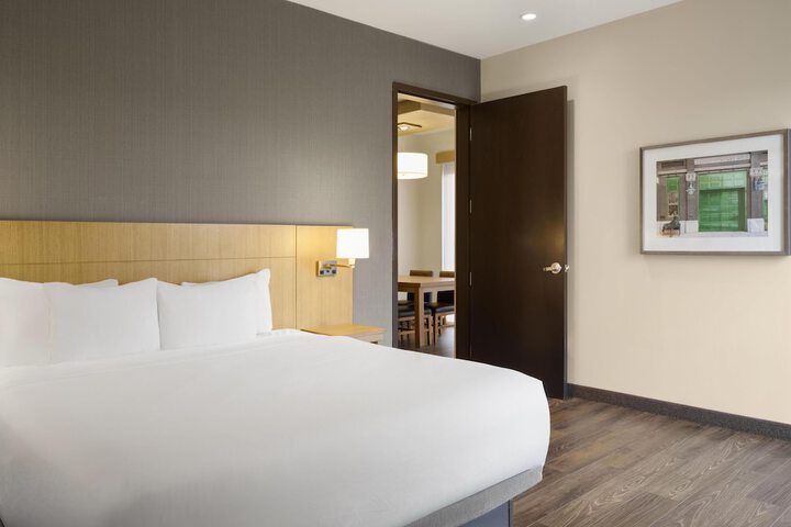 Hyatt Place Milwaukee / Downtown
