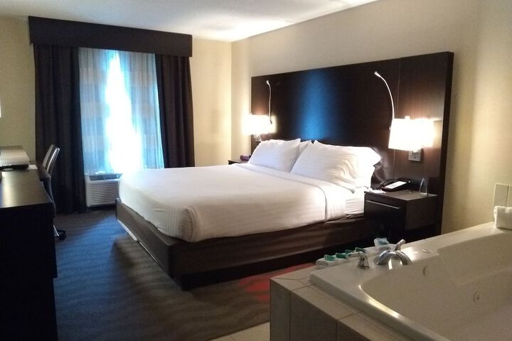 Room 67 of 99