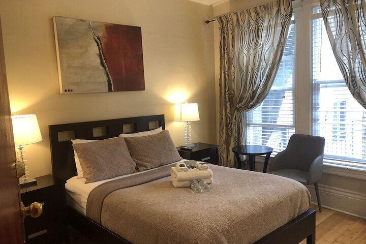 Room 28 of 54