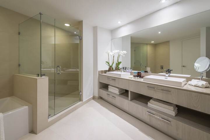 Lyfe Resort & Residences