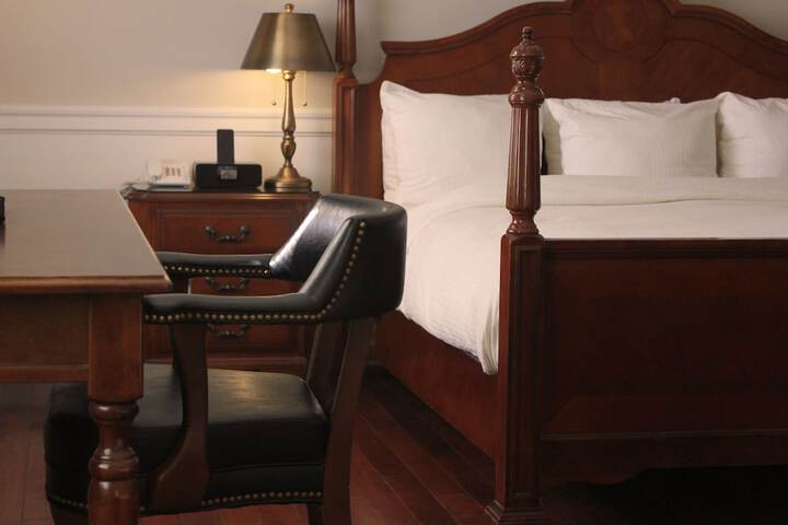 Room 43 of 88