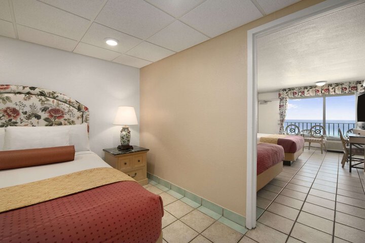 Room 63 of 98